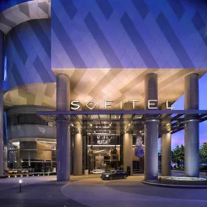 سوفيتيل دامانسارا فندق